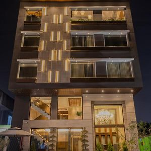 Hotel Golden Aura